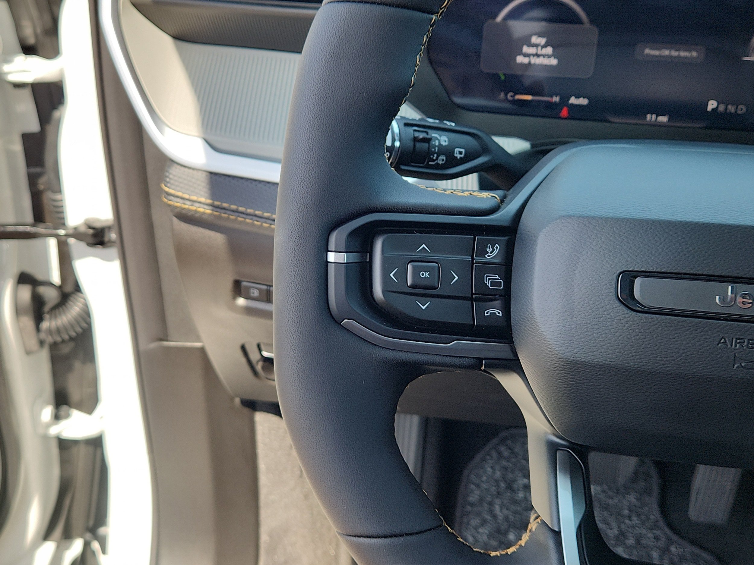 New 2026 Jeep Cherokee Limited AWD/4WD image 15