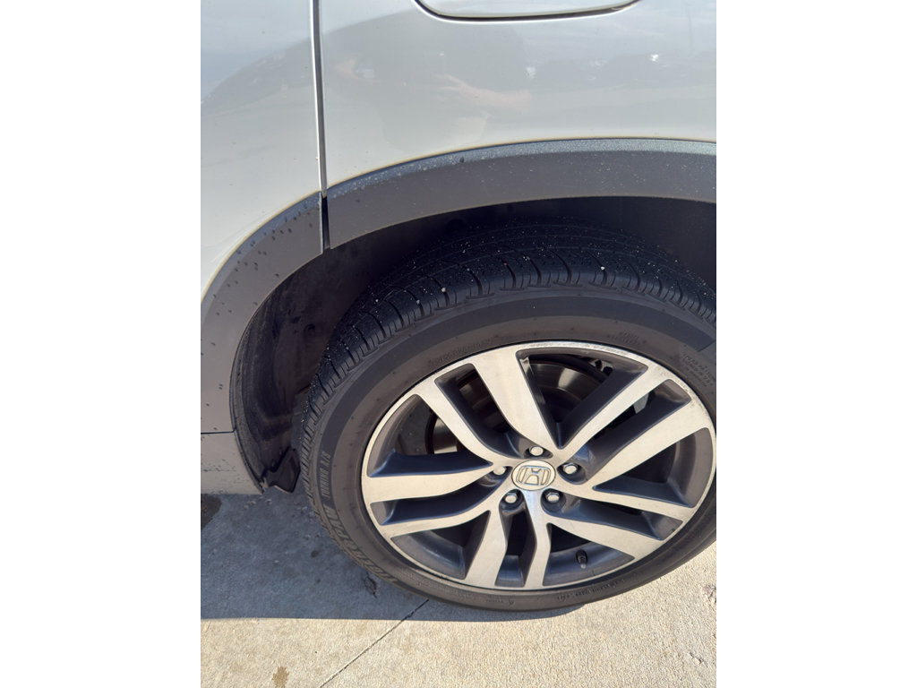 Used 2018 Honda Pilot Elite image 9