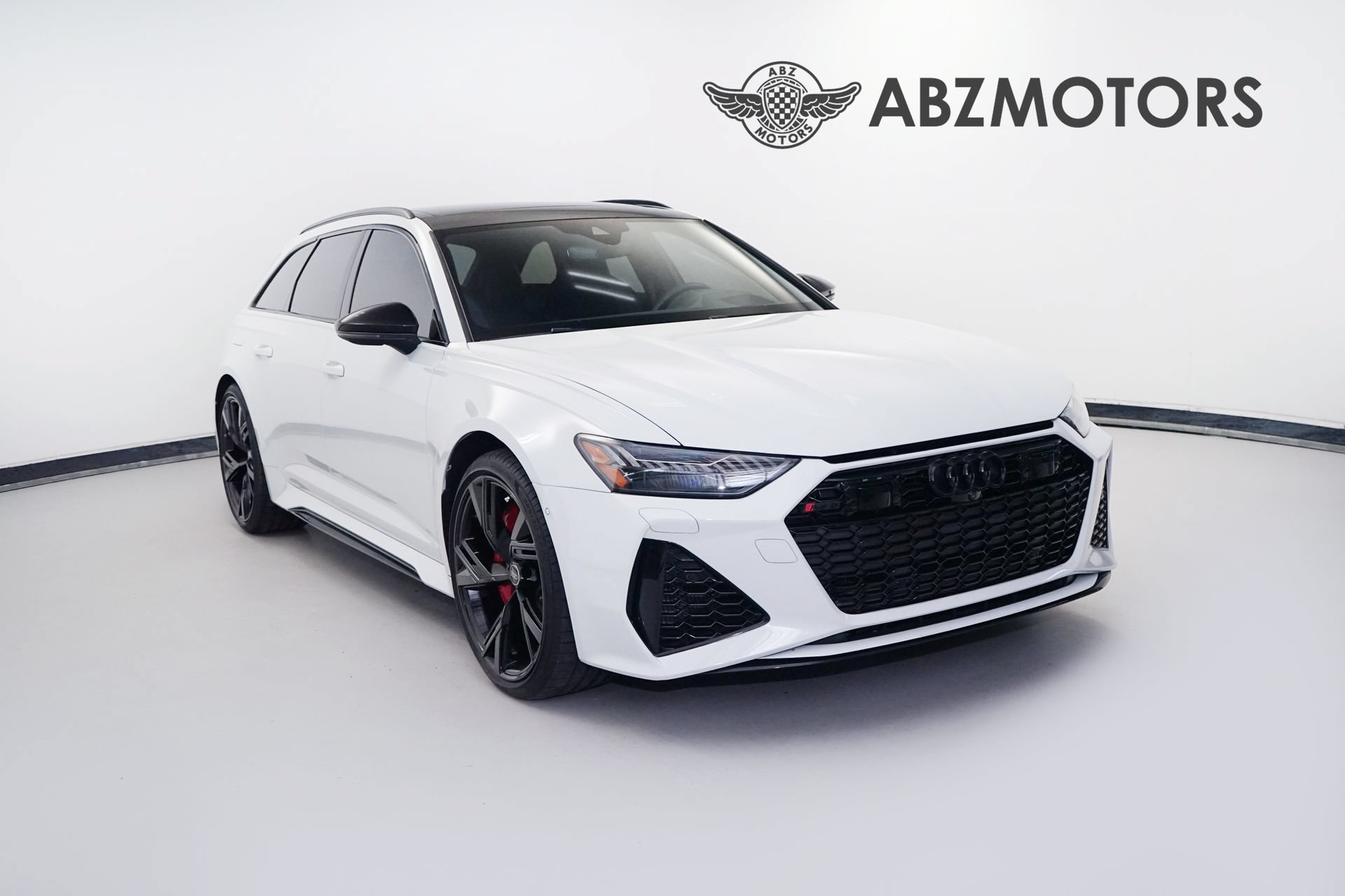 Used 2021 Audi RS 6 w/ Executive Package AWD/4WD image 1