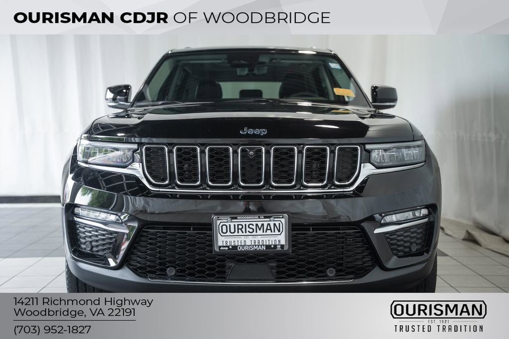Certified 2023 Jeep Grand Cherokee 4WD 4xe w/ Luxury Tech Group II image 2