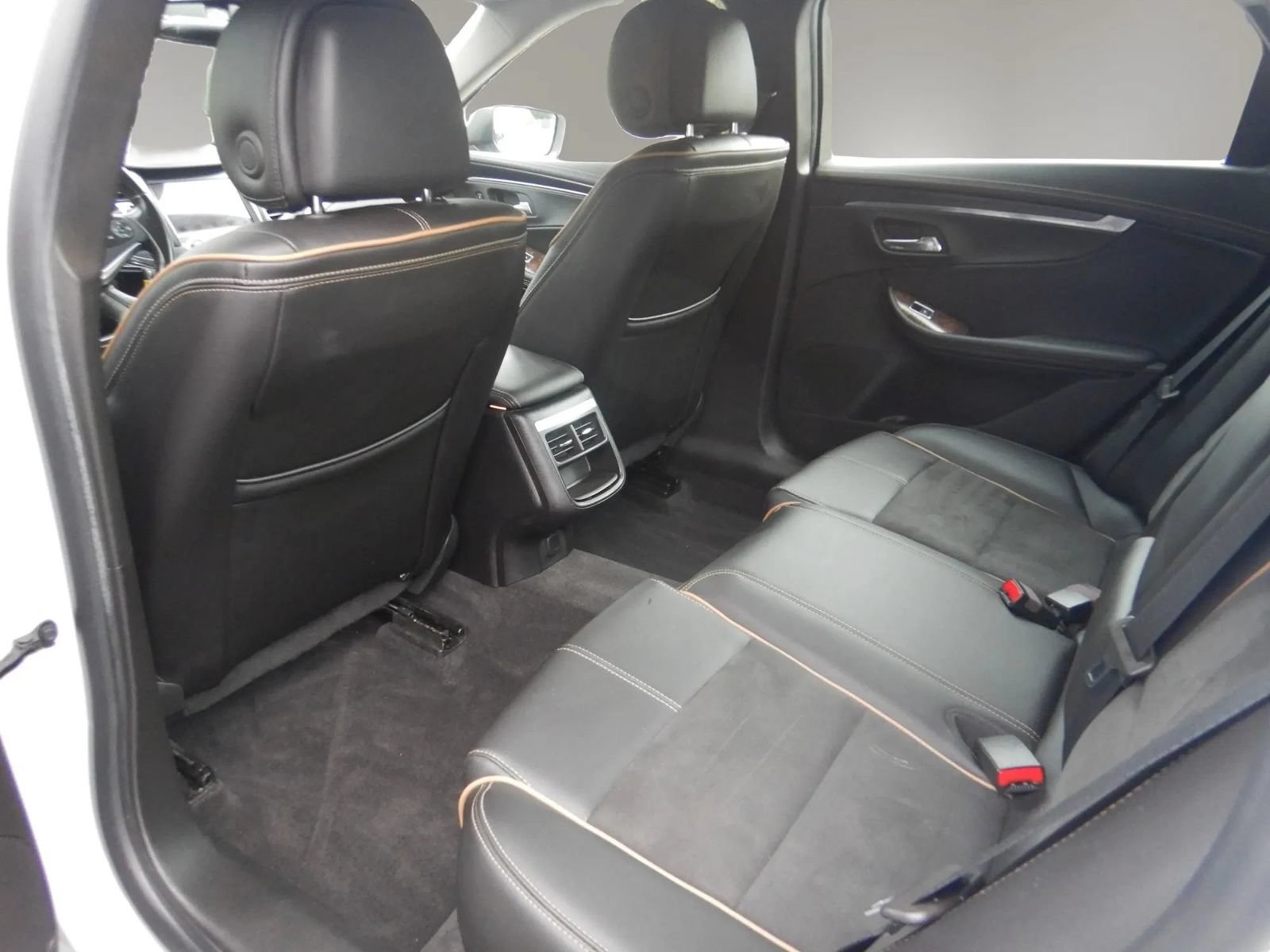 Used 2014 Chevrolet Impala LT w/ Premium Seating Package FWD image 20