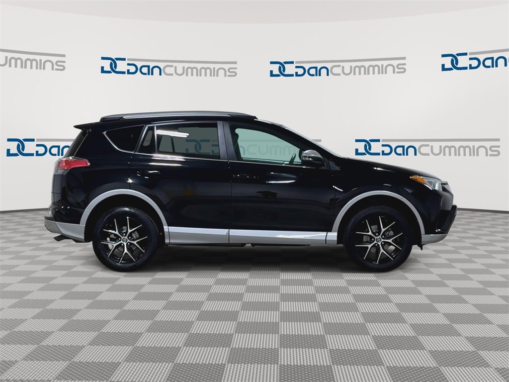 Used 2018 Toyota RAV4 SE w/ Power Extra Value Package image 9