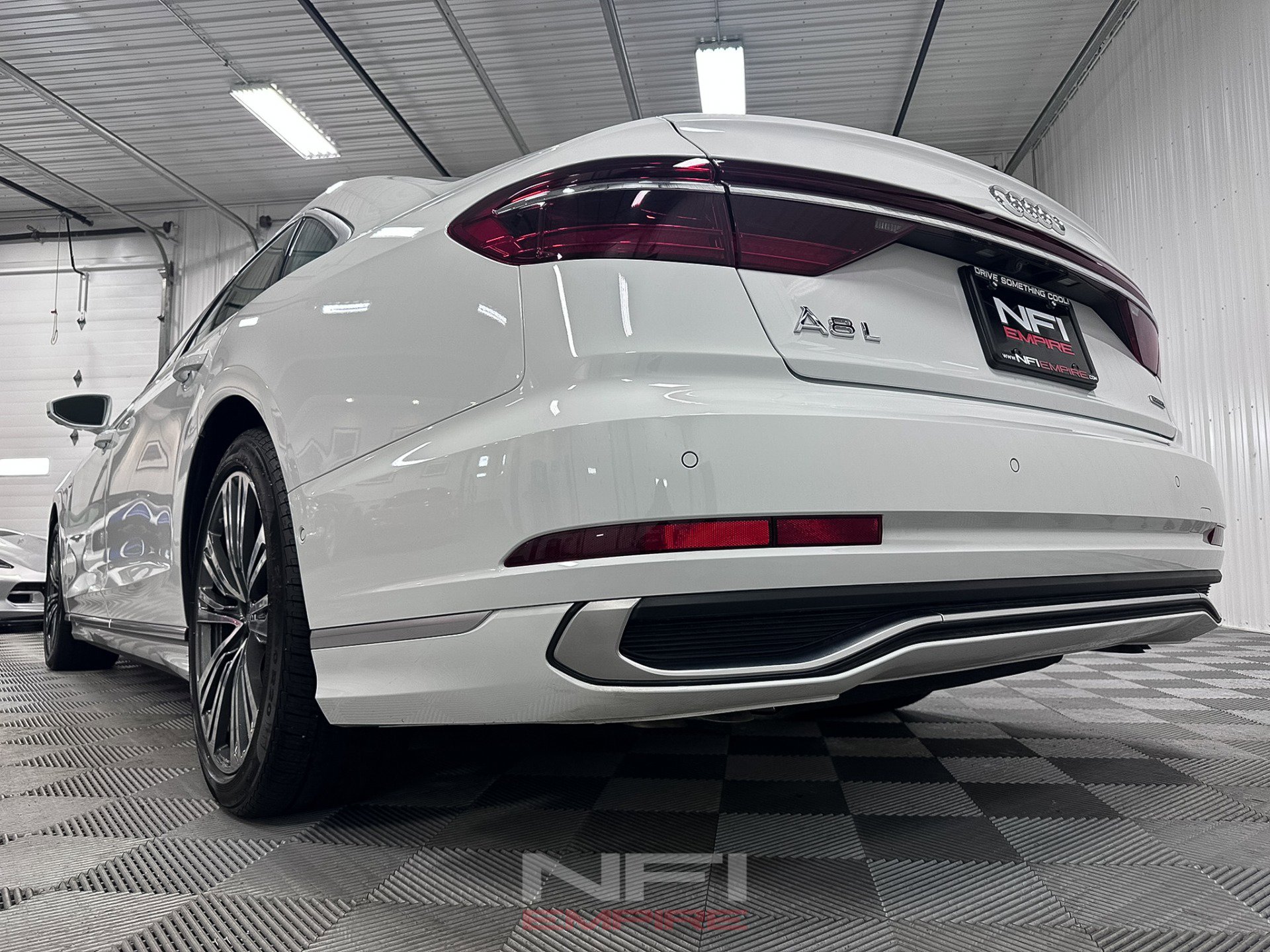 Used 2024 Audi A8 L 3.0T image 21