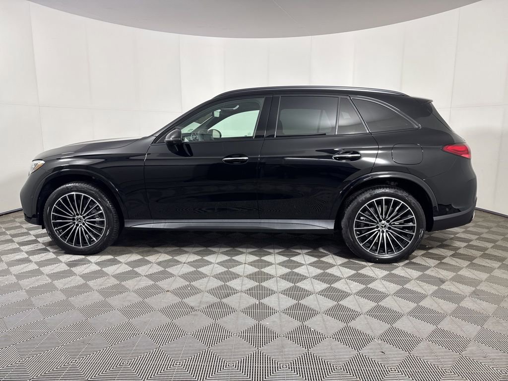 New 2026 Mercedes-Benz GLC 350e 4MATIC image 2