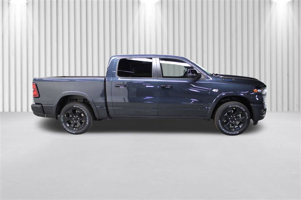 New 2026 RAM 1500 4x4 Crew Cab image 2