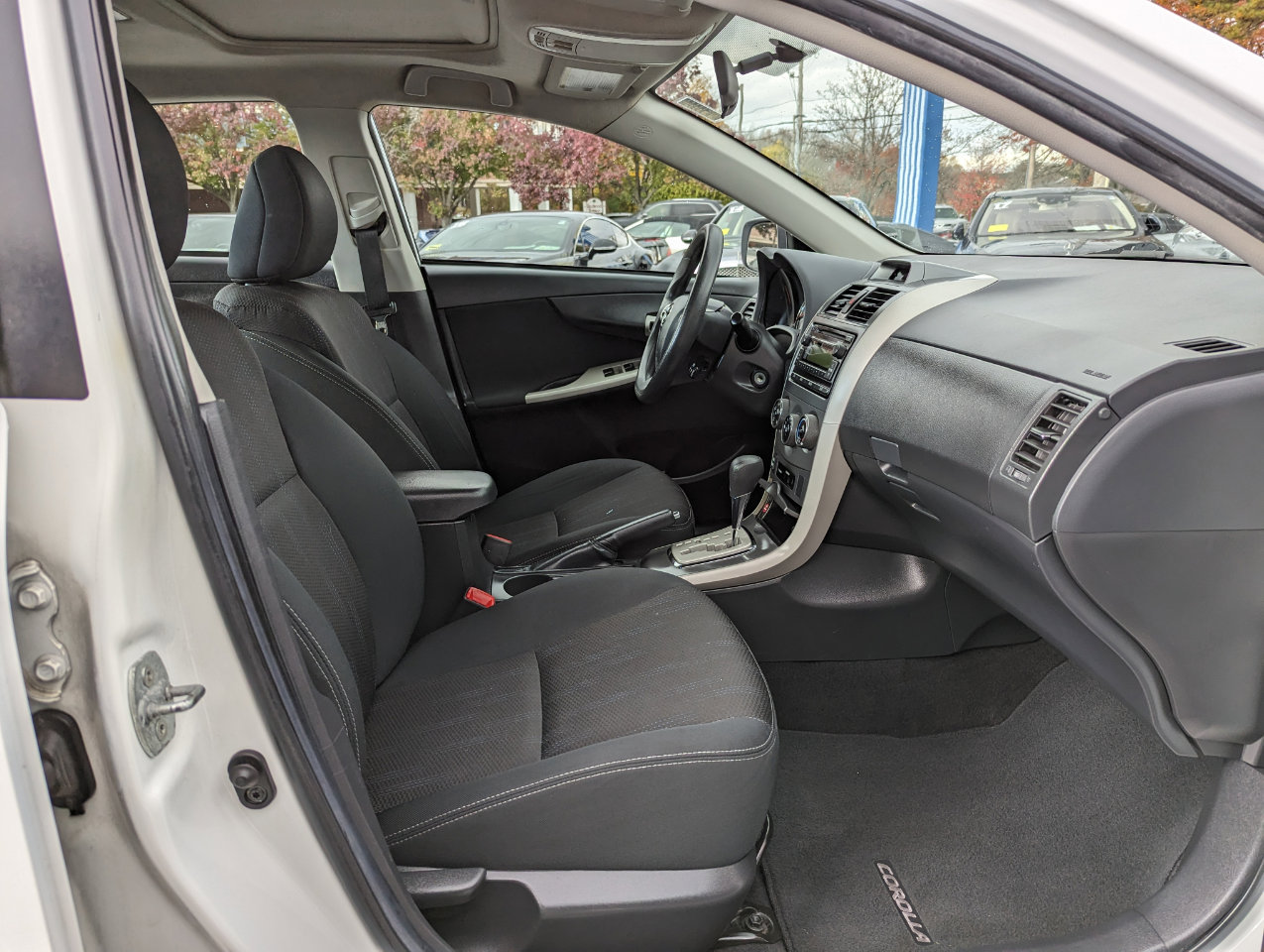 Used 2012 Toyota Corolla S image 21