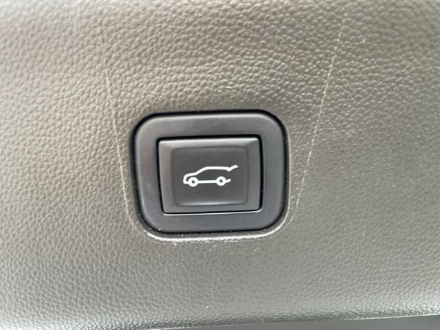 Used 2022 Buick Enclave Avenir w/ LPO, Floor Liner Package FWD image 46