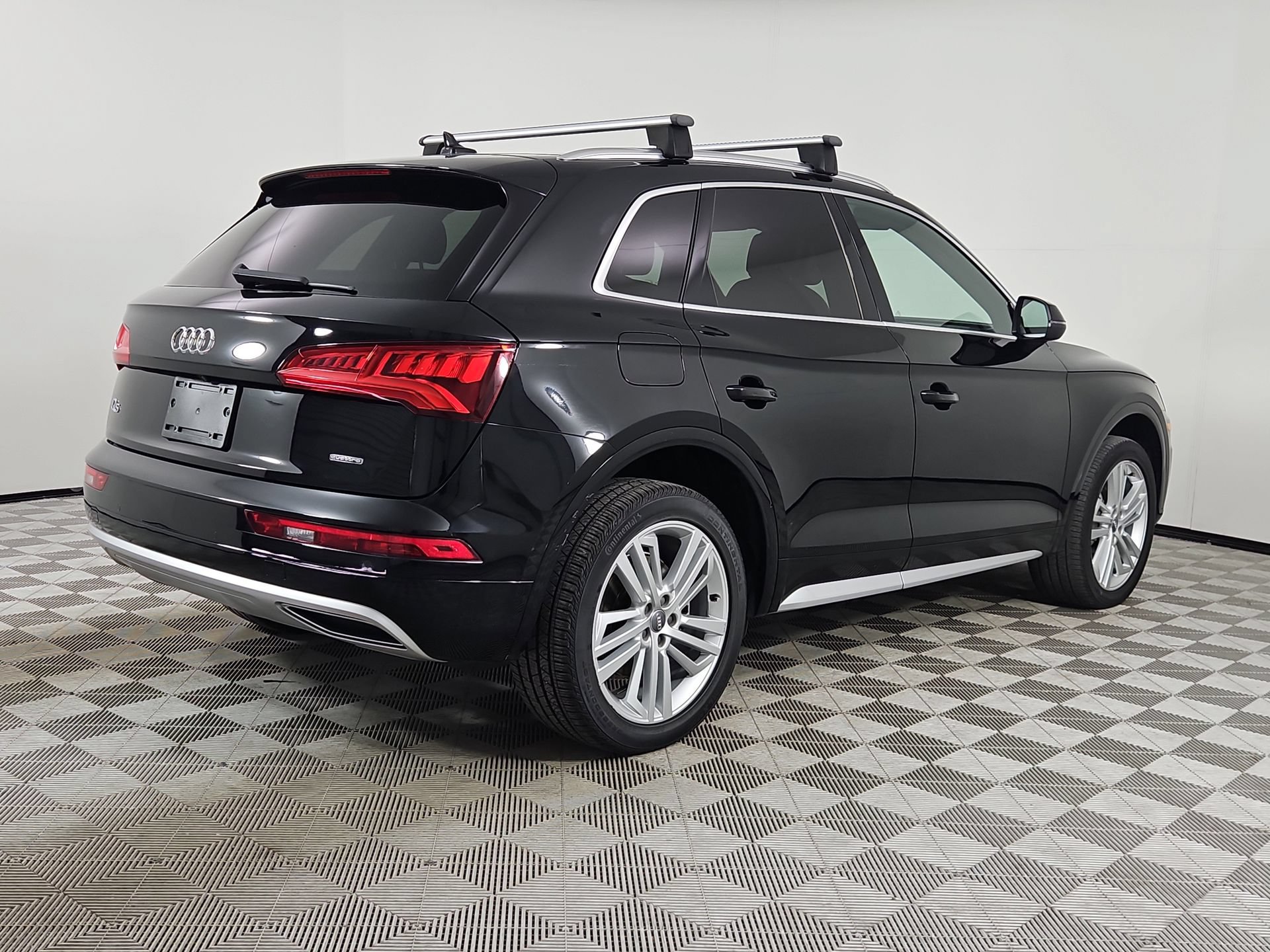 Used 2020 Audi Q5 2.0T Premium Plus w/ Premium Plus Package AWD/4WD image 7
