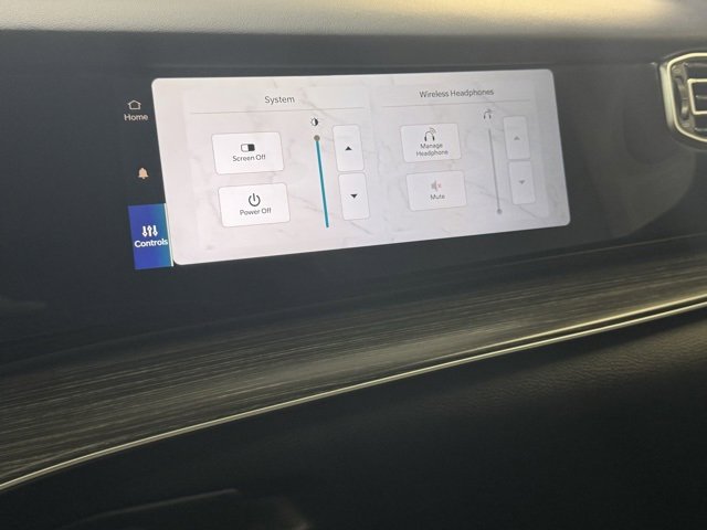 Used 2023 Jeep Wagoneer Series III w/ Premium Group I image 17