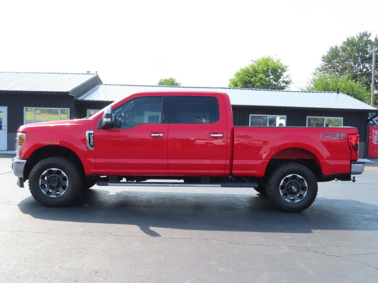 Used 2019 Ford F250 4x4 Crew Cab Super Duty image 3