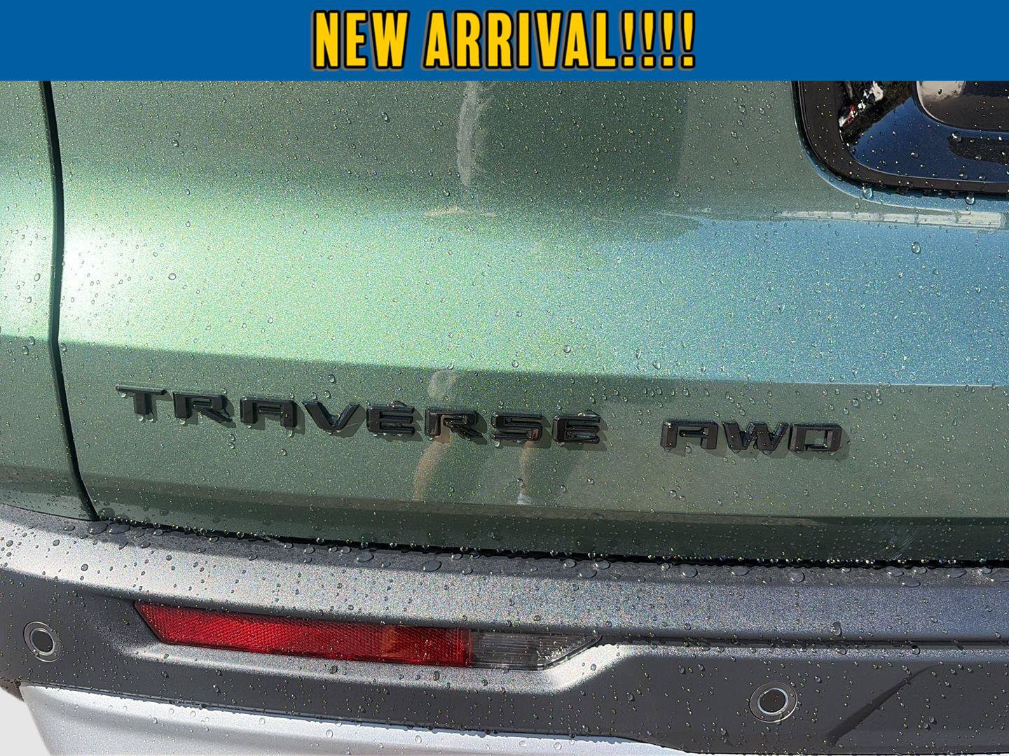 New 2027 Chevrolet Traverse Z71 w/ Enhanced Driving Package AWD/4WD image 9
