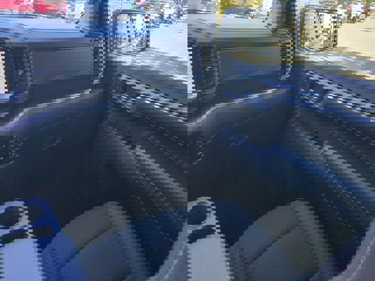 Used 2023 Chevrolet Silverado 1500 RST image 16