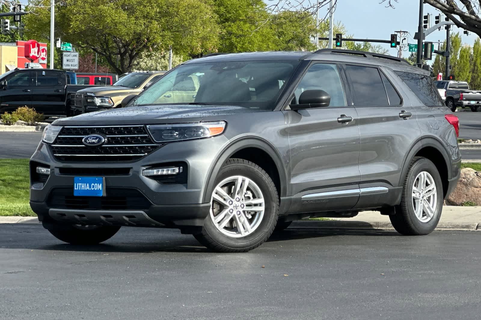 Certified 2023 Ford Explorer XLT w/ Equipment Group 202A AWD/4WD video 1