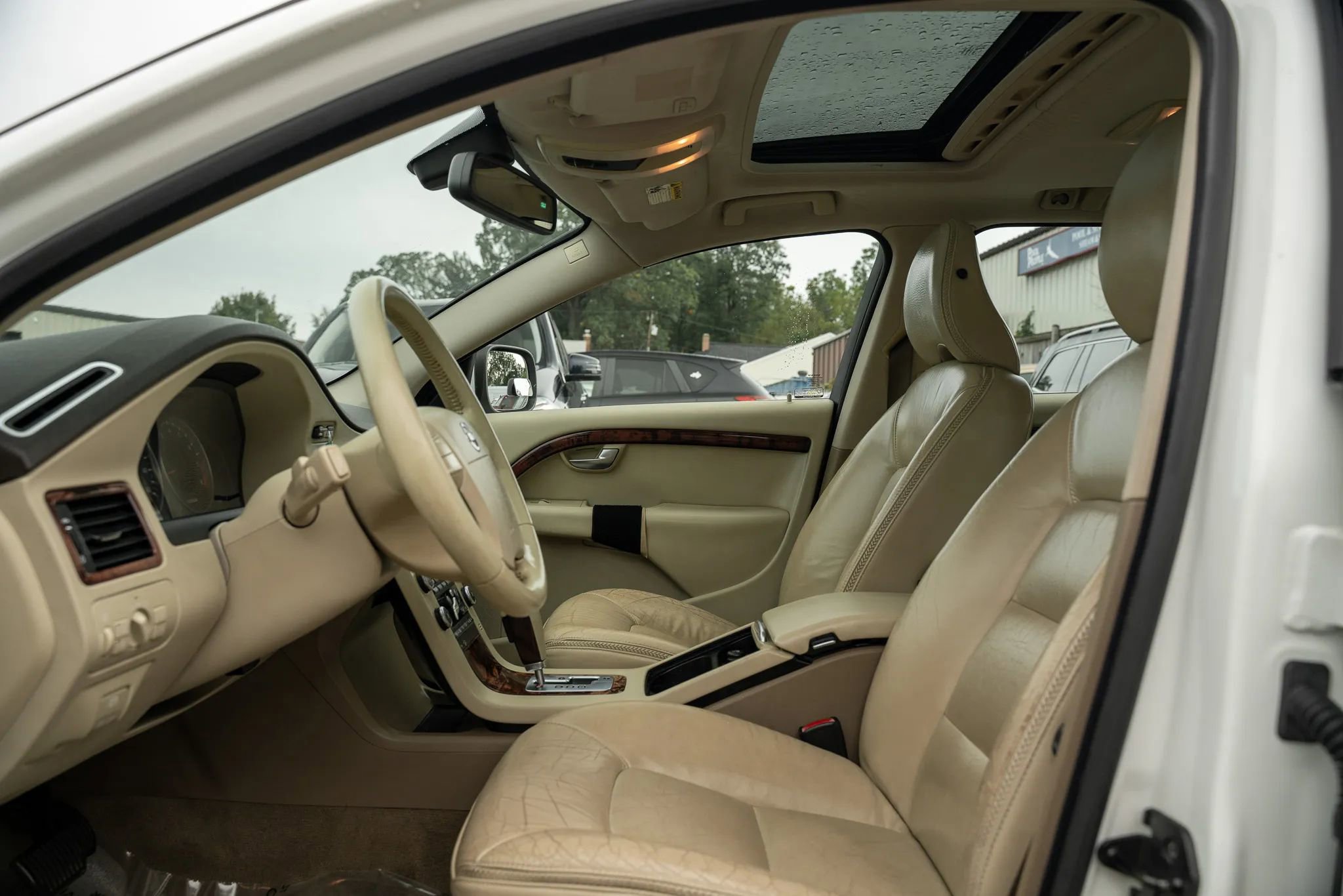 Used 2008 Volvo XC70 3.2 image 7