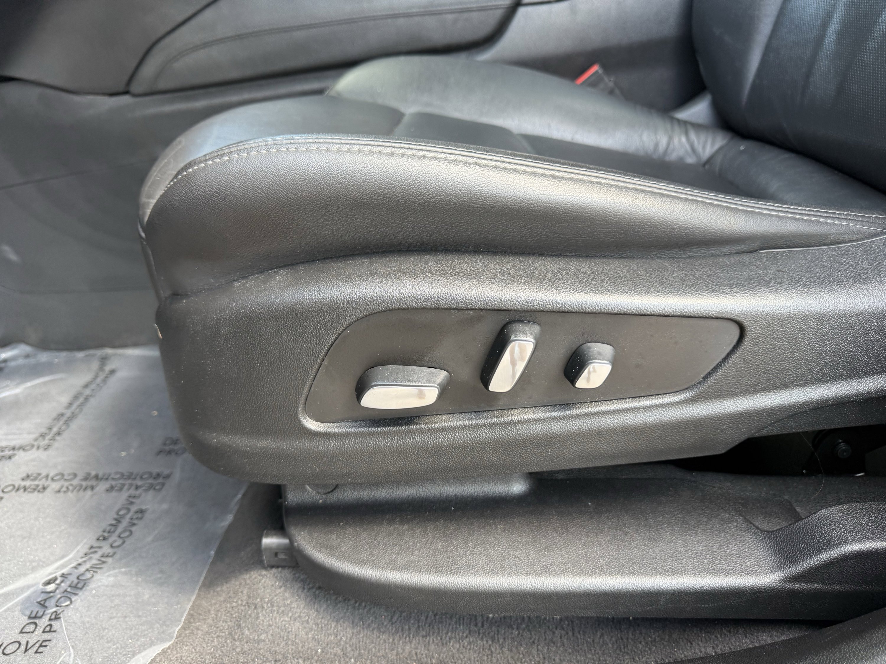 Used 2020 Cadillac XT6 Premium Luxury image 31