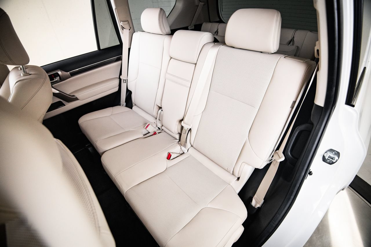 Used 2021 Lexus GX 460 Premium w/ Premium Package AWD/4WD image 24