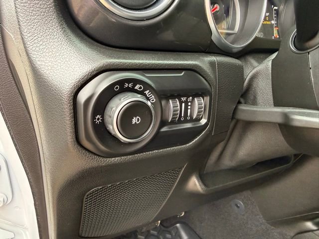 Used 2021 Jeep Wrangler Unlimited Rubicon AWD/4WD image 37