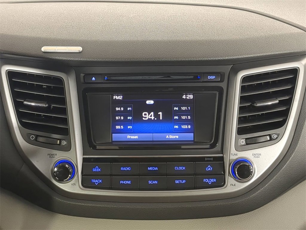 Used 2017 Hyundai Tucson SE image 19