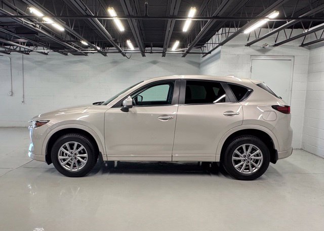 Certified 2025 MAZDA CX-5 AWD 2.5 S w/ Select Package image 2