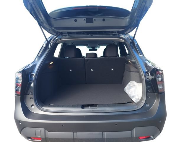 New 2026 Nissan Kicks SV AWD/4WD image 18