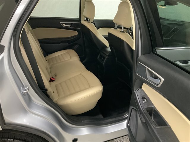 Used 2024 Ford Edge SEL image 20