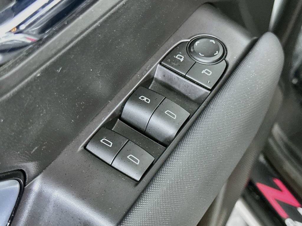 Used 2023 Chevrolet Colorado Z71 w/ Z71 Convenience Package 2 AWD/4WD image 22