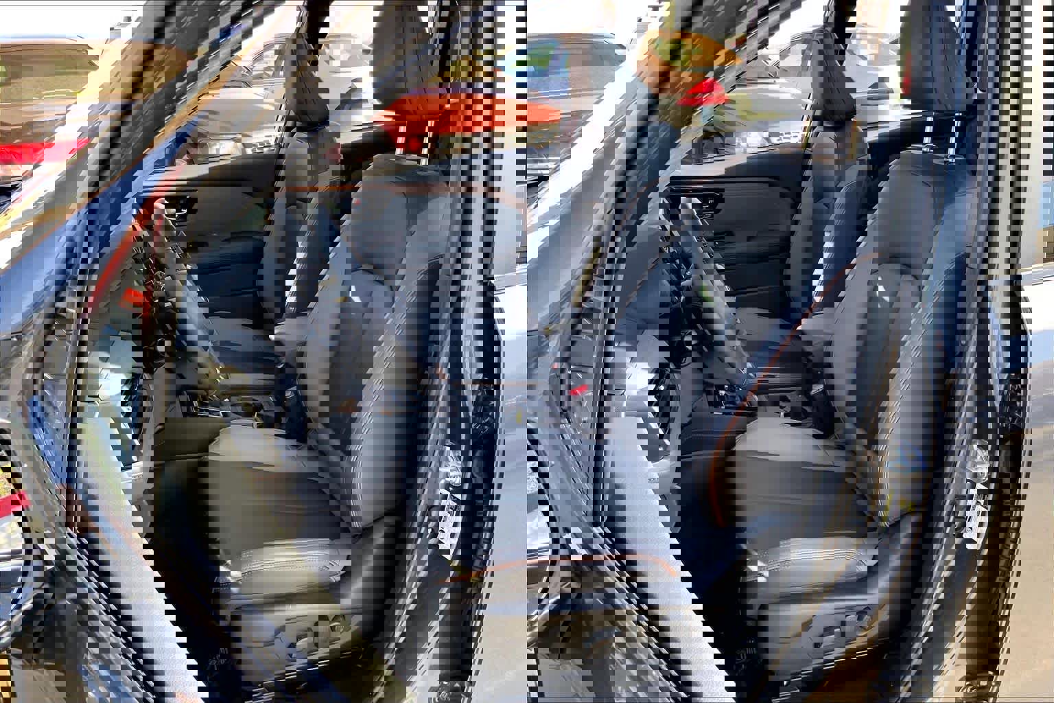 Used 2025 Subaru Forester Sport image 8