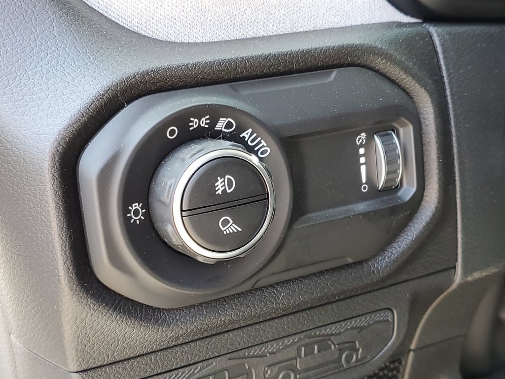 New 2026 Jeep Gladiator Sport AWD/4WD image 21