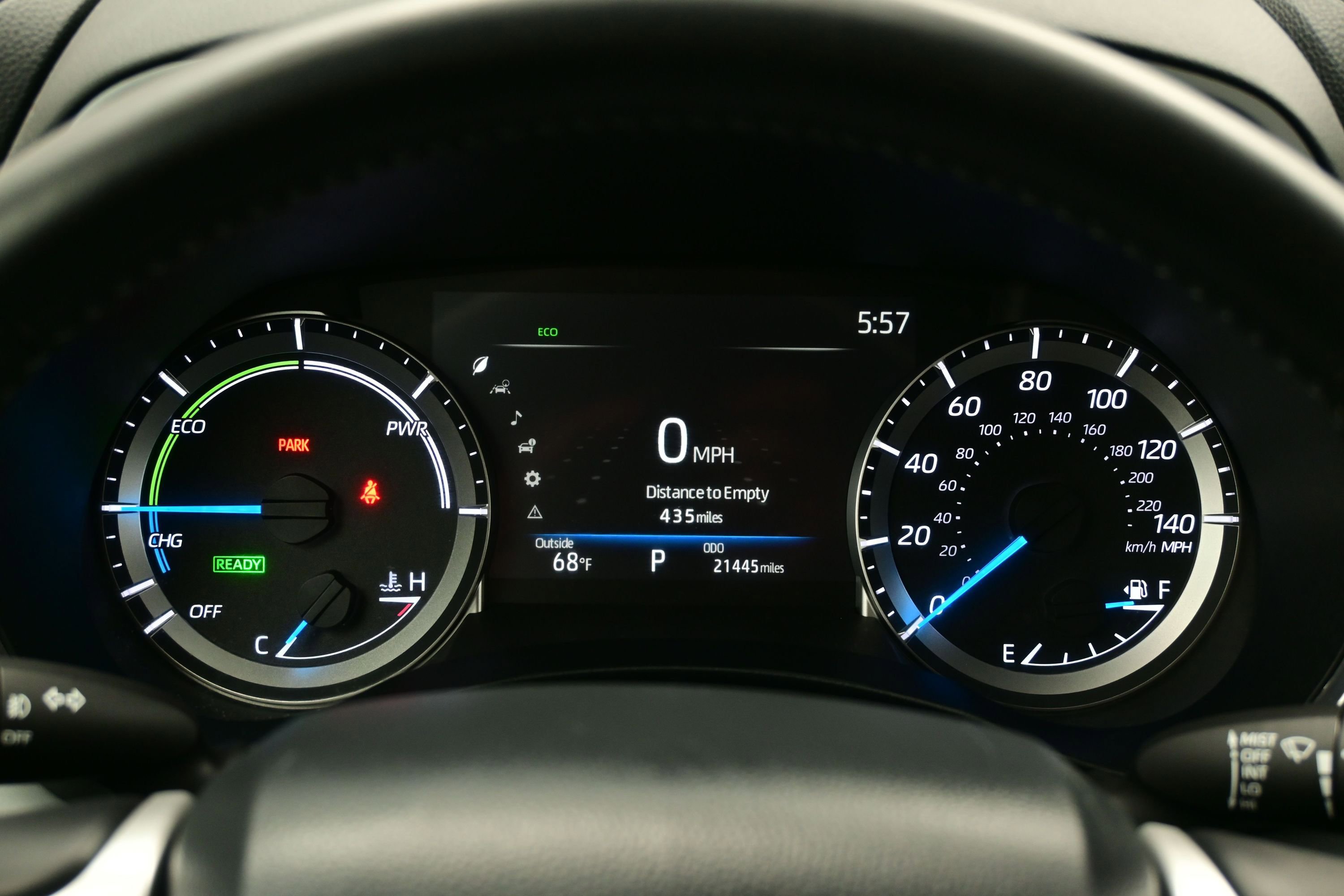 Used 2025 Toyota Highlander XLE AWD/4WD image 25