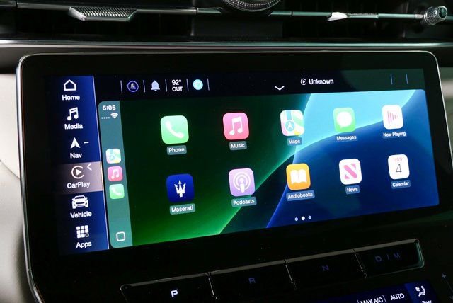 Used 2023 Maserati Grecale Modena AWD/4WD image 5