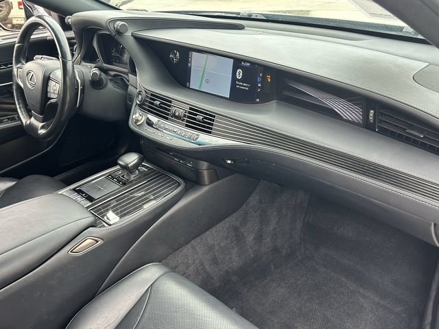 Used 2018 Lexus LS 500 w/ Accessory Package (Z2) RWD image 14