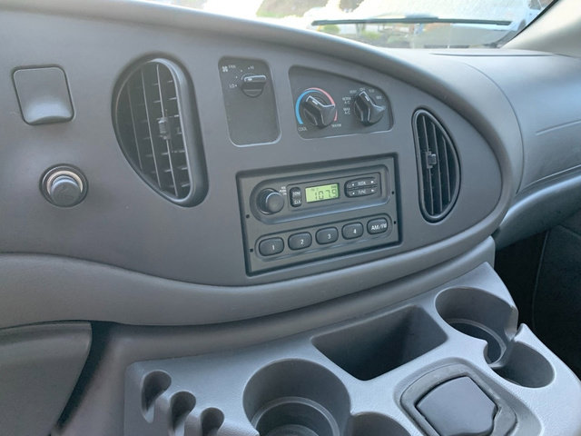 Used 2005 Ford E-250 and Econoline 250 image 22