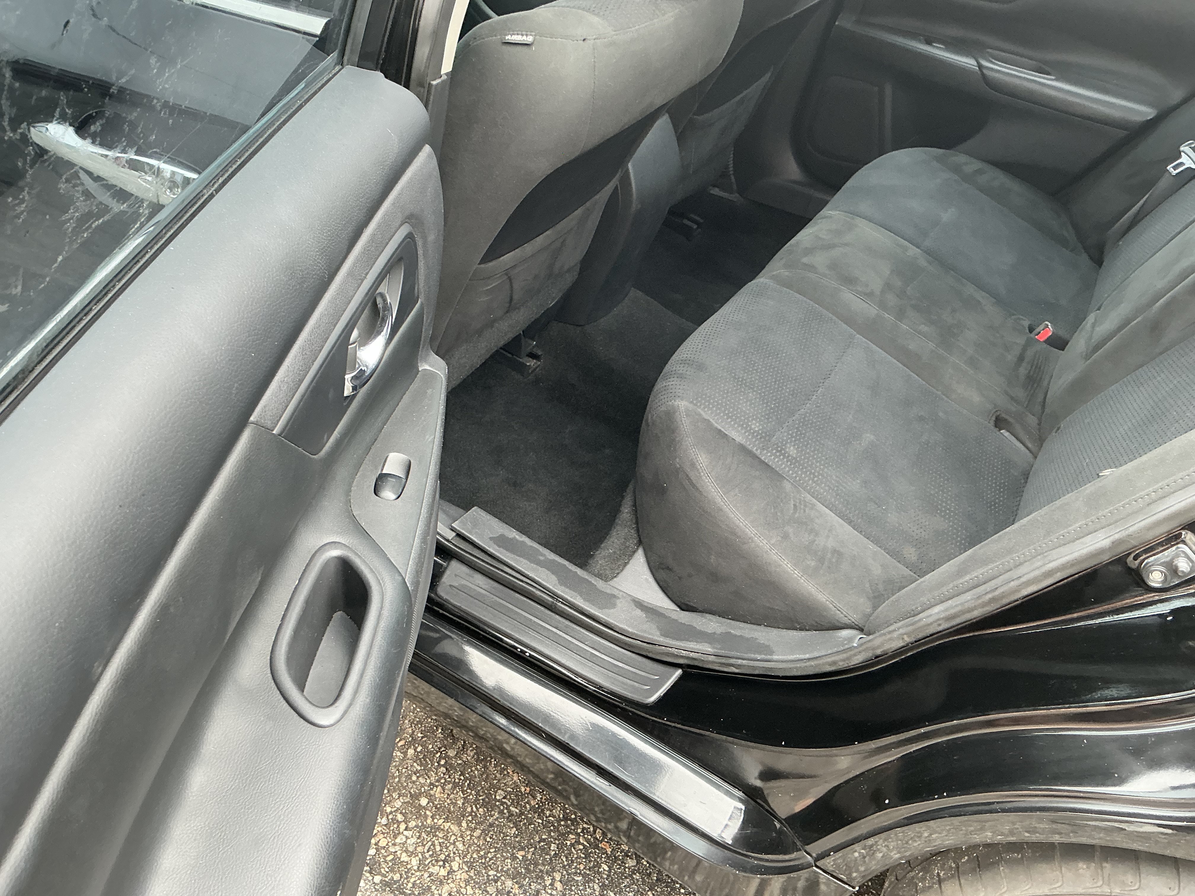 Used 2015 Nissan Altima 2.5 SV FWD image 14