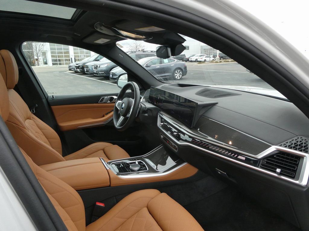 Used 2026 BMW X5 M60i AWD/4WD image 56