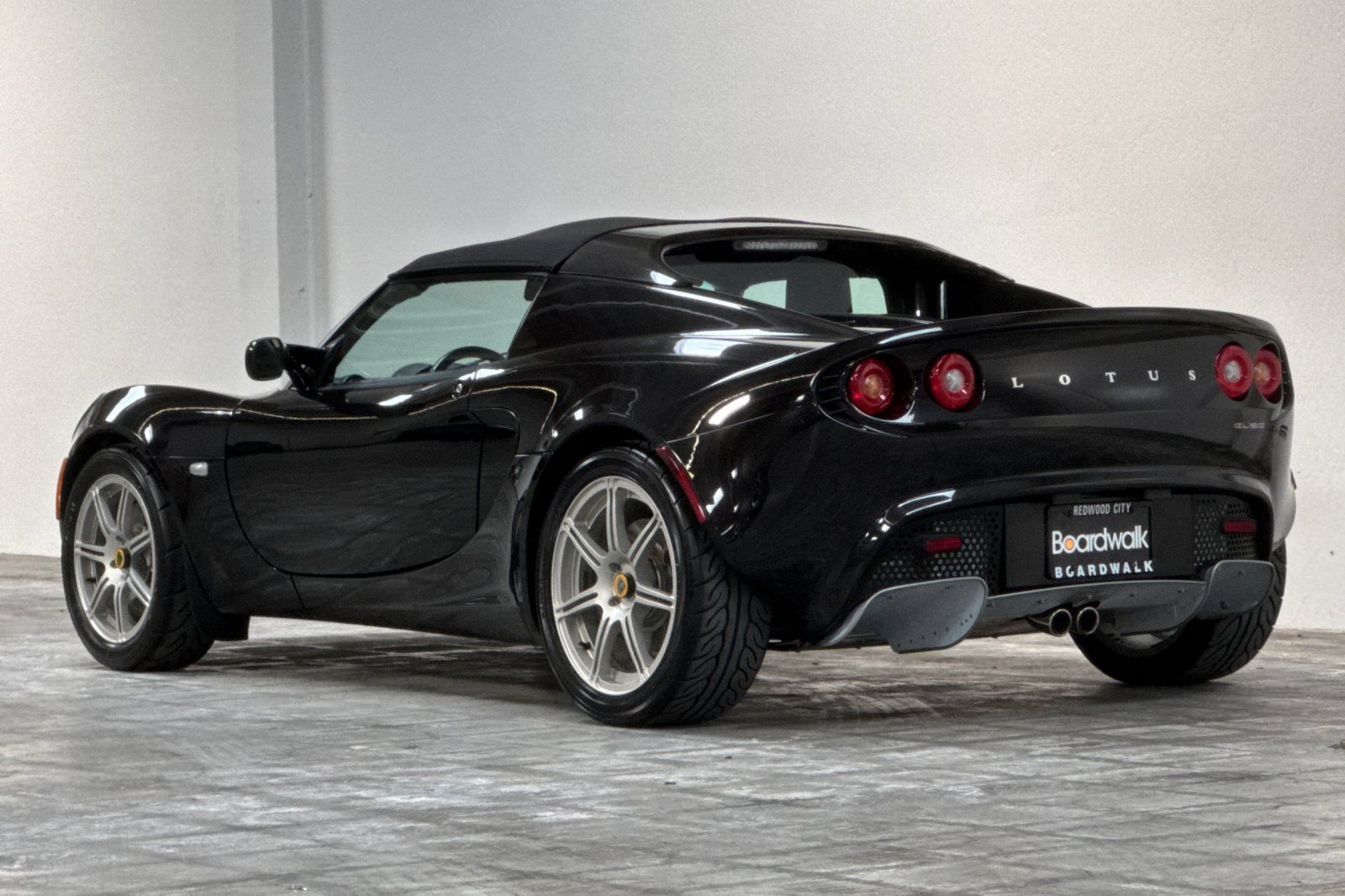 Used 2005 Lotus Elise RWD image 6