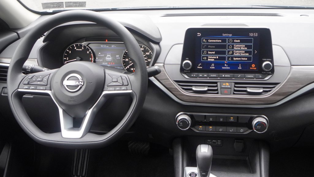 New 2025 Nissan Altima 2.5 SV w/ SV Special Edition Package image 4