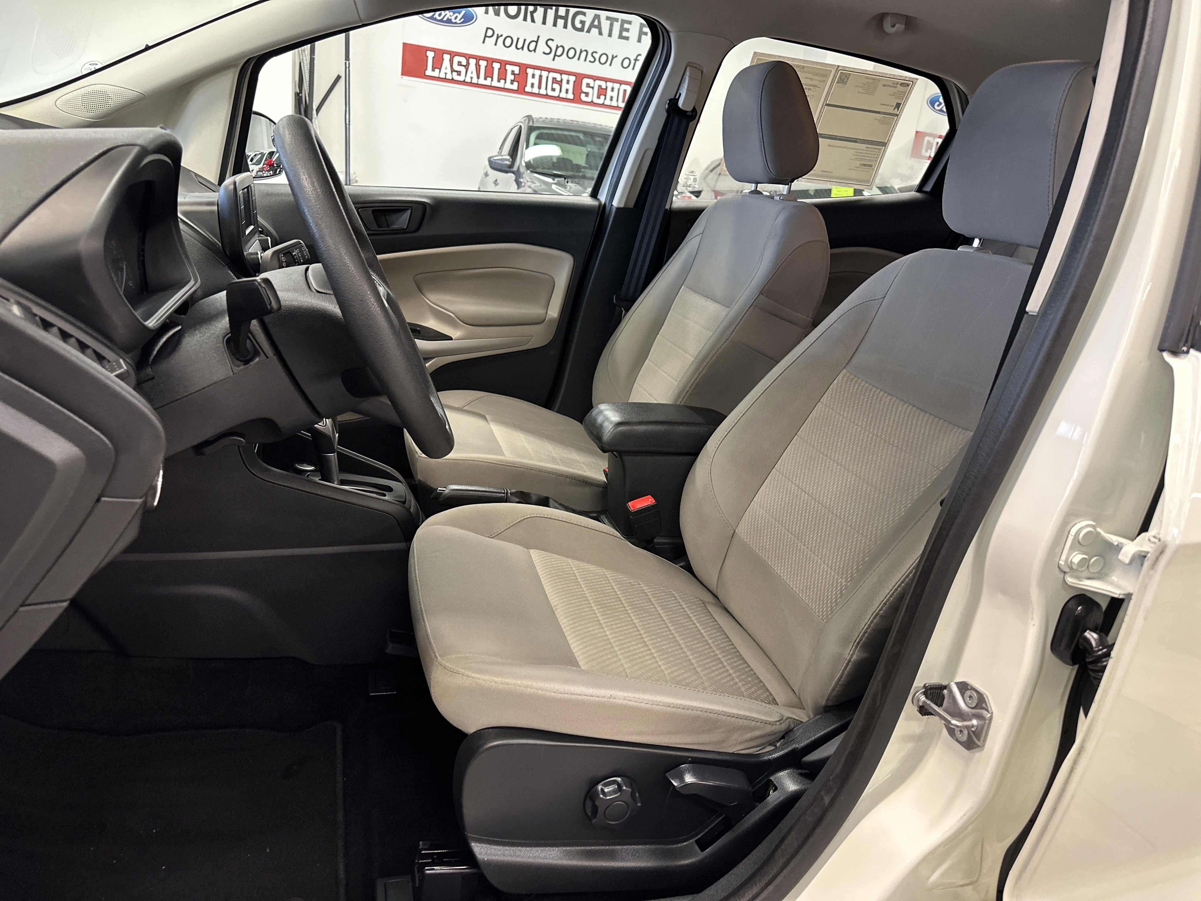 Certified 2021 Ford EcoSport S image 4