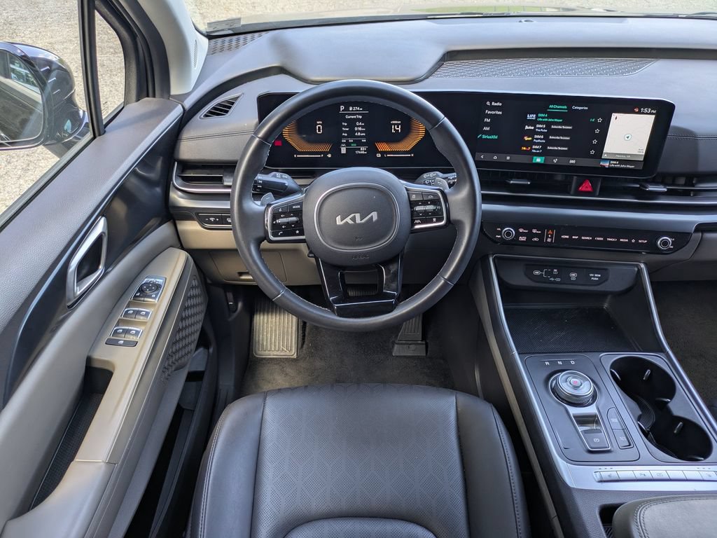 Used 2026 Kia Carnival LXS FWD image 16