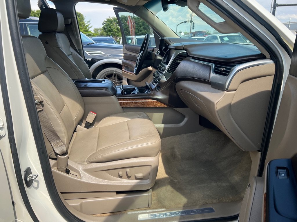 Used 2015 Chevrolet Tahoe LTZ RWD image 16