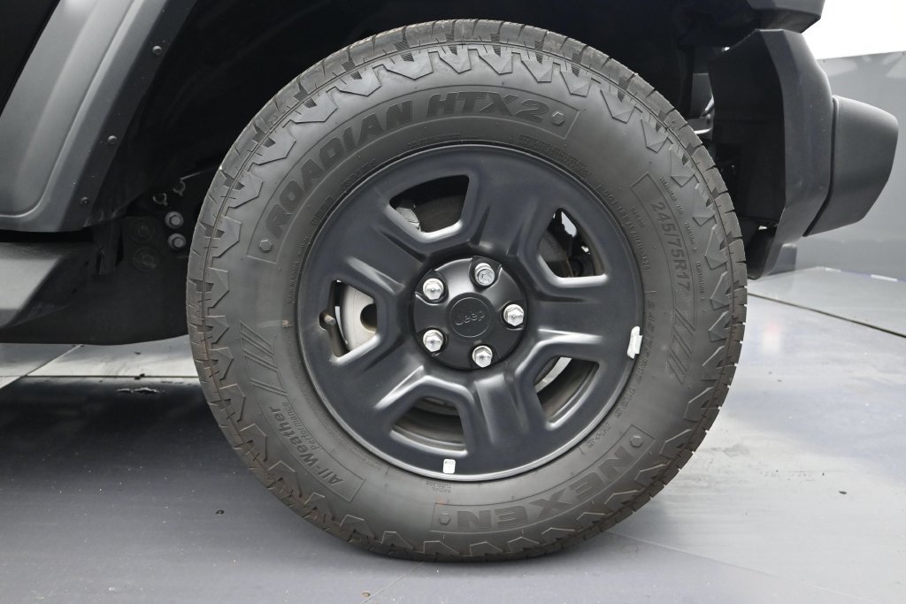 Used 2026 Jeep Wrangler Sport AWD/4WD image 9