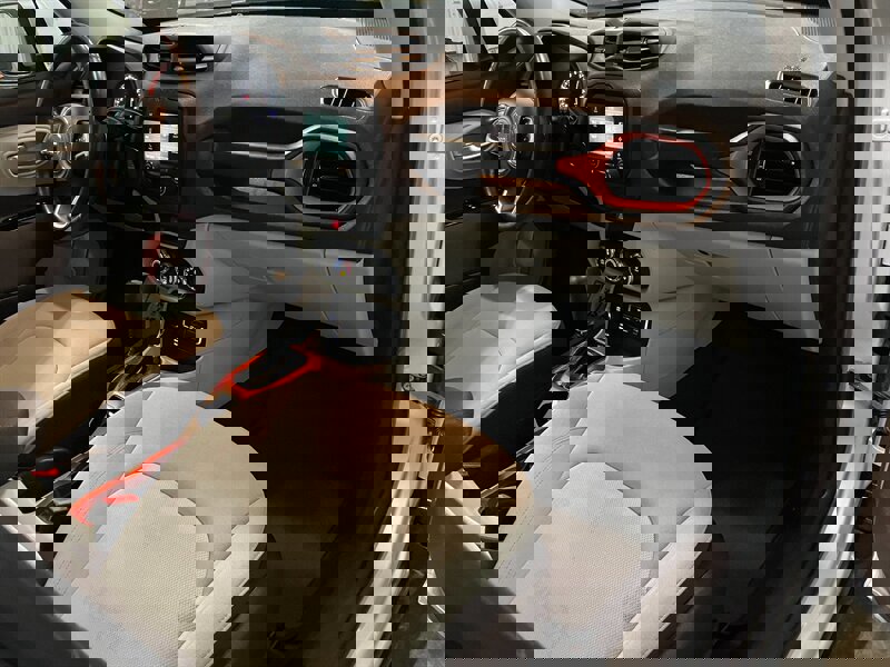 Used 2017 Jeep Renegade Latitude image 20