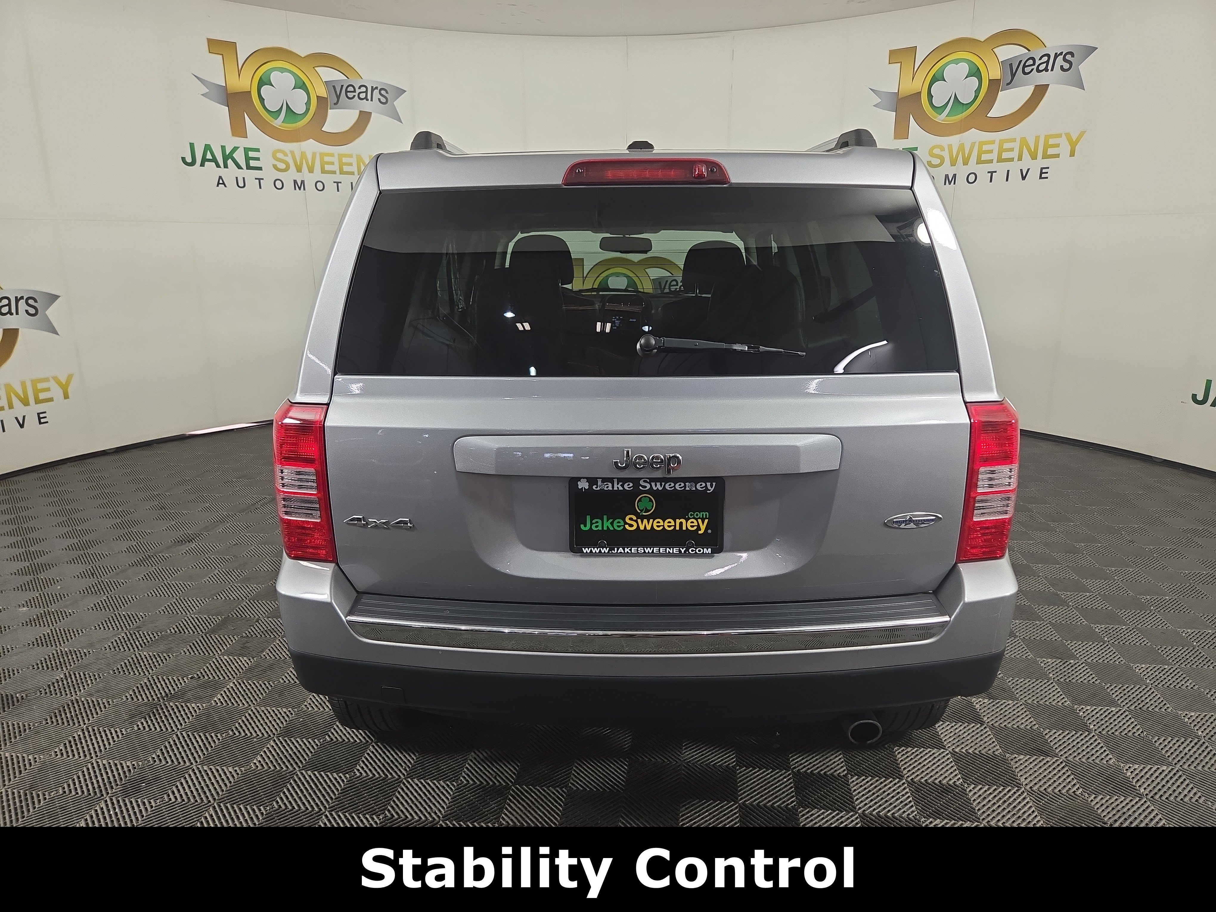 Used 2017 Jeep Patriot High Altitude AWD/4WD image 9