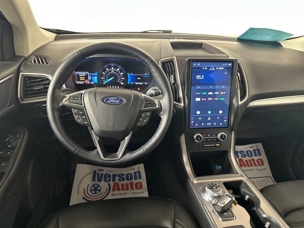 Used 2022 Ford Edge SEL w/ Convenience Package image 29