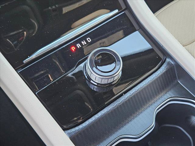 New 2025 Jeep Grand Cherokee L Limited w/ Luxury Tech Group II RWD image 12