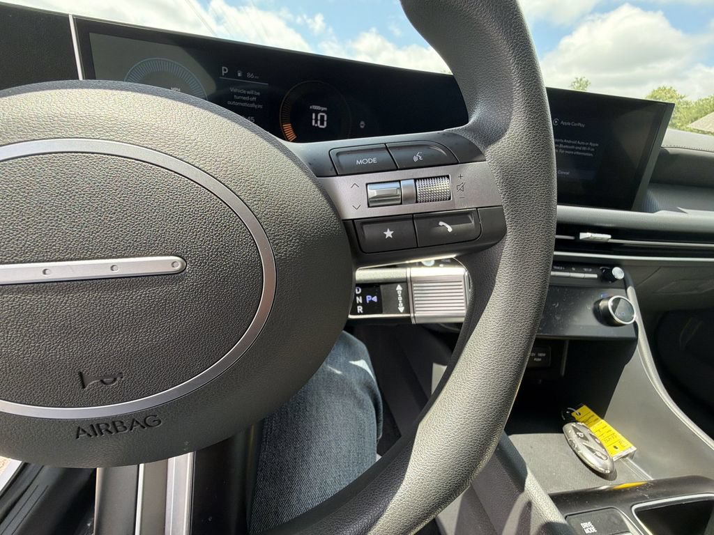 Used 2025 Hyundai Sonata SEL FWD image 20