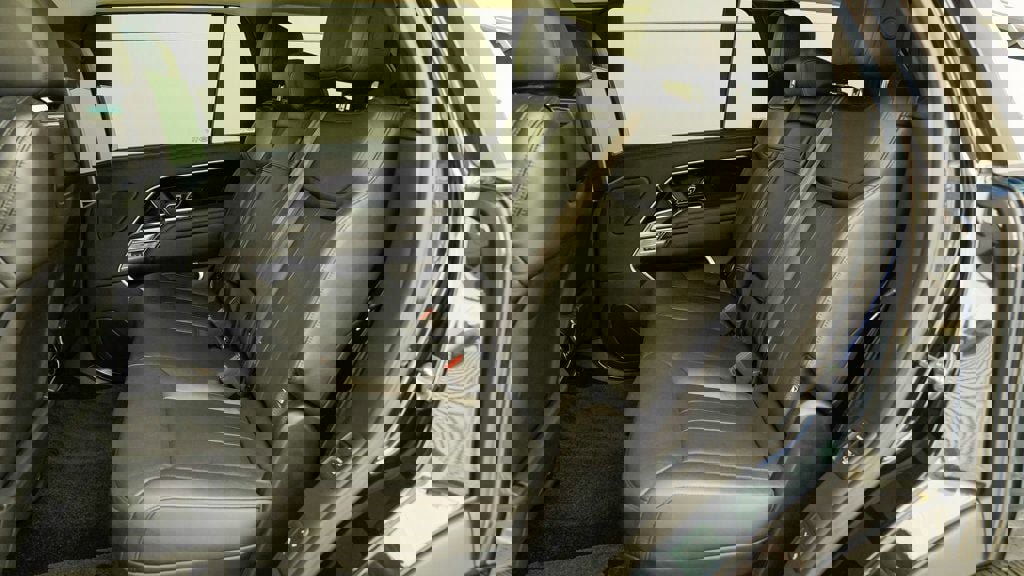 Used 2023 Land Rover Range Rover Long Wheelbase Autobiography image 65