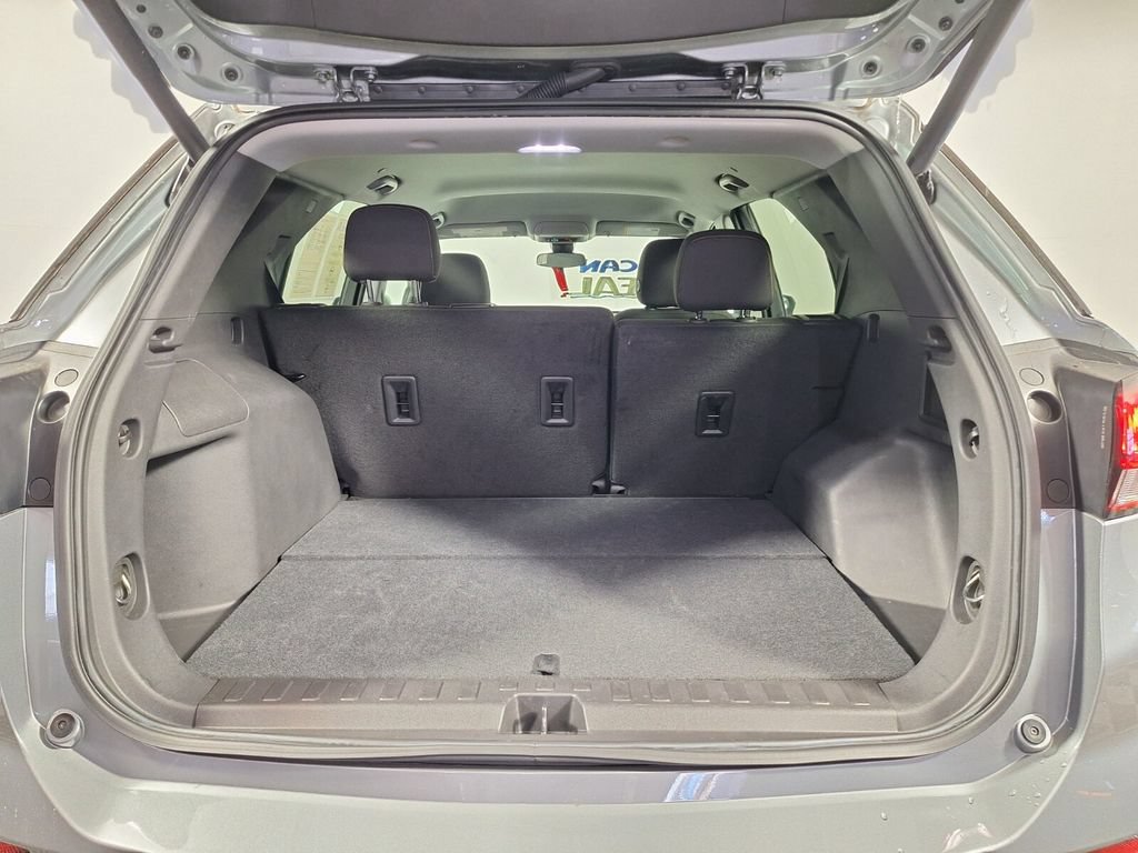 Used 2024 Chevrolet Equinox LT FWD image 24