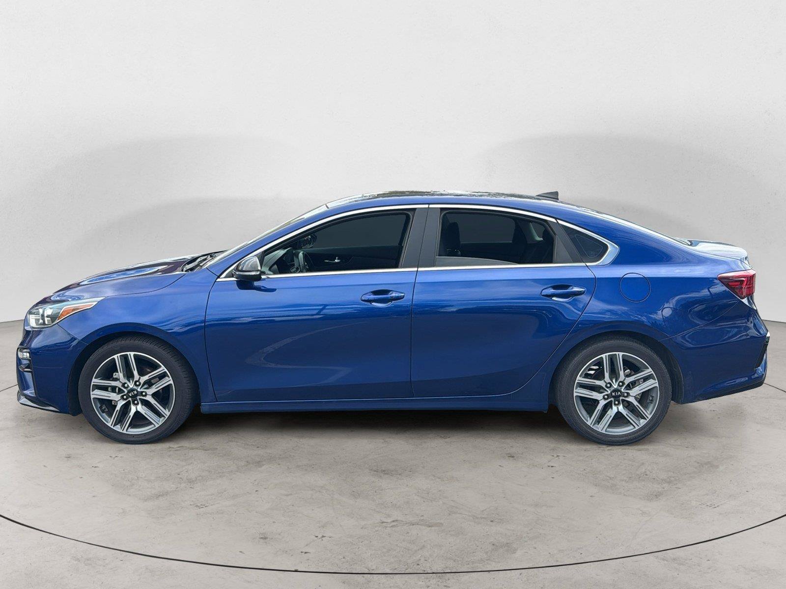 Used 2021 Kia Forte EX FWD image 3