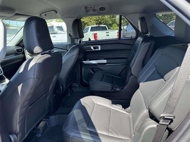Used 2022 Ford Explorer XLT w/ Equipment Group 202A image 39