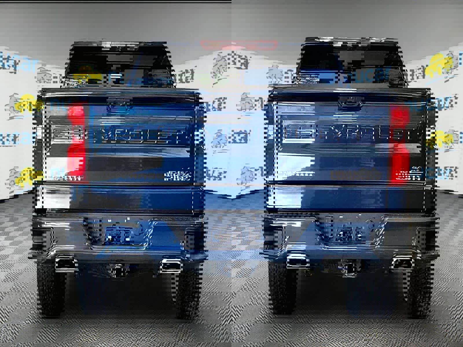 Used 2023 Chevrolet Silverado 1500 High Country w/ High Country Premium Package image 5